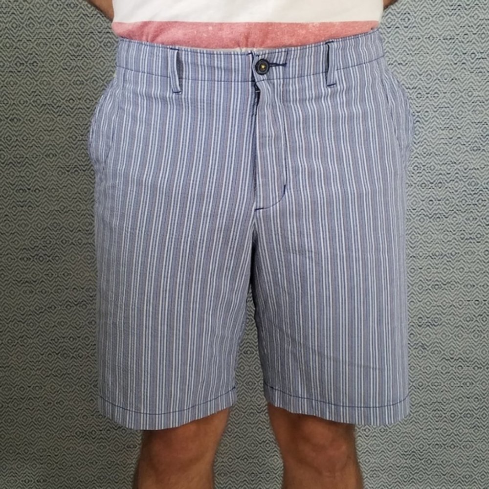 Tommy Bahama Shorts Size 35